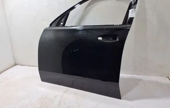 Mercedes-Benz GLE W167 Front door A1677200500