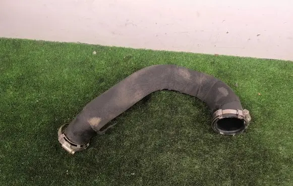 Audi A4 S4 B8 8K Intercooler hose/pipe 8K0145738