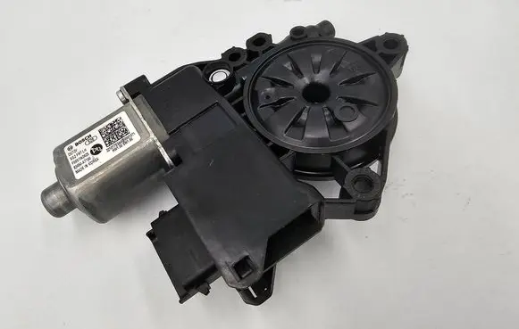 KIA Niro Front door window regulator motor 82450AT100