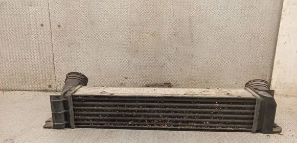 BMW 3 E90 E91 Intercooler radiator 