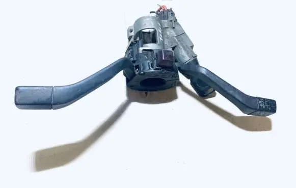 Volkswagen Polo II 86C 2F Ignition lock 357905851 332001