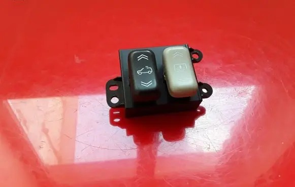 Cadillac SRX Sunroof switch 21997744 4128V