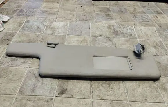 Skoda Fabia Mk1 (6Y) Sun visor 1U0857552