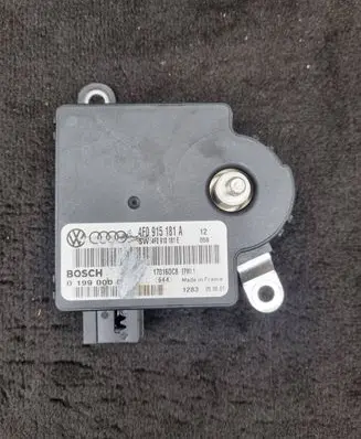 Audi A6 S6 C6 4F Power management control unit 4F0915181A 4E0910181E