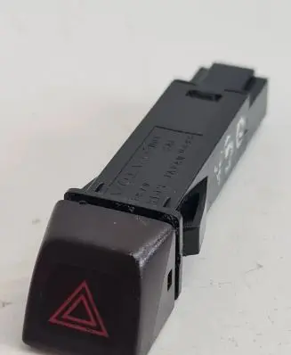 Volvo V50 Other switches/knobs/shifts 8651399 04W404