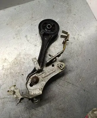Subaru B9 Tribeca Gearbox mount