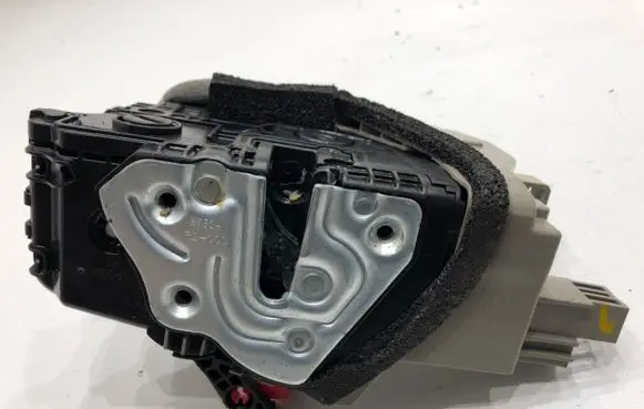 KIA Xceed Rear door lock 81420J7300