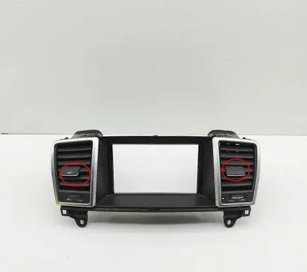 Mercedes-Benz GL X166 Dashboard air vent grill cover trim A1668300654