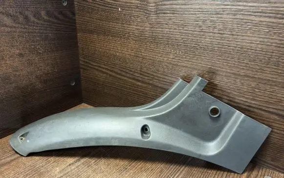 Front door trim (molding)