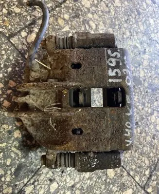 Volvo S40, V40 Front brake caliper