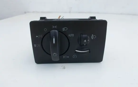 Ford Focus Light switch 7M5T13A024CA
