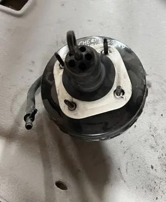 Jeep Grand Cherokee (WJ) Brake booster P52128102AF 26774722034 P52128102