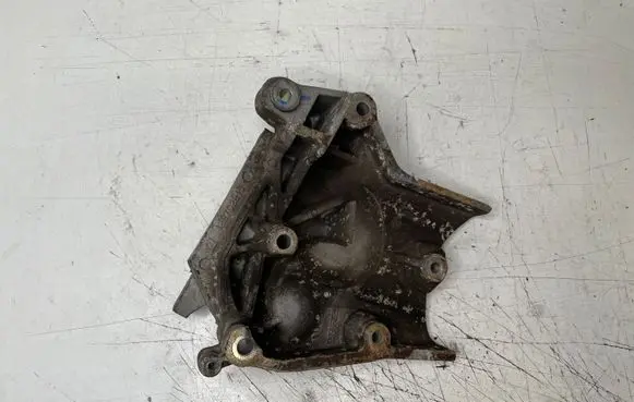 Opel Insignia A Engine mounting bracket 428702815 55566020