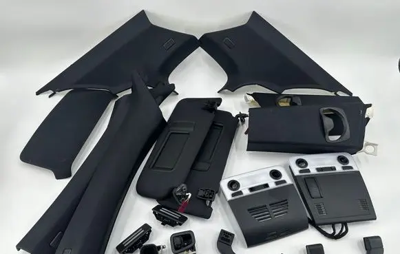 BMW M3 A set of handles for the ceiling 61319201645 61319225489 51167252057