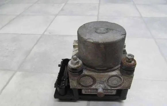 Nissan Micra ABS Pump 0265231341 11284