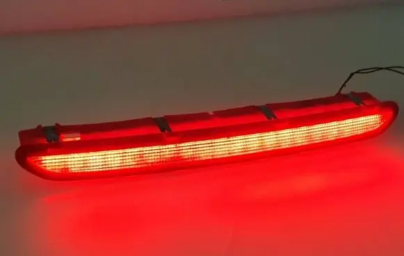 Volkswagen PASSAT B7 Third/center stoplight 1K6945097A