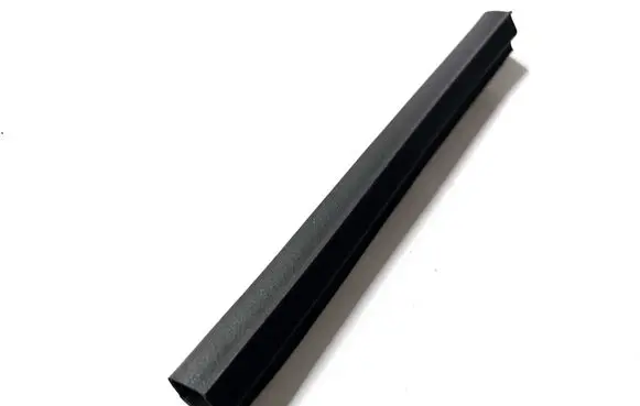 Nissan X-Trail T32 Engine compartment rubber 658104BA1C