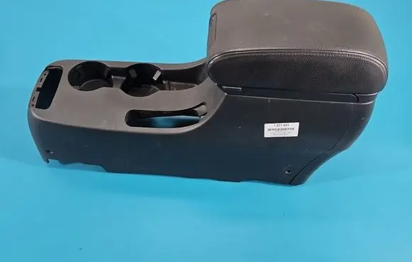 Hyundai Tucson JM Armrest 846702E100 IMPRK1577631