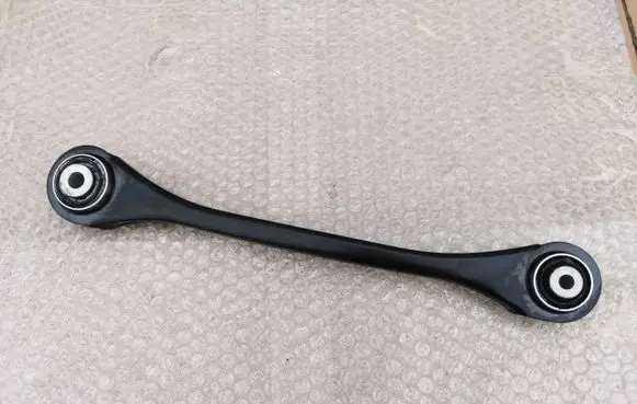 Audi Q7 4M Rear control arm 4M0505292D