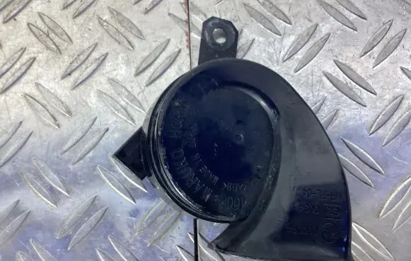 Lexus RC Horn signal 8652030610
