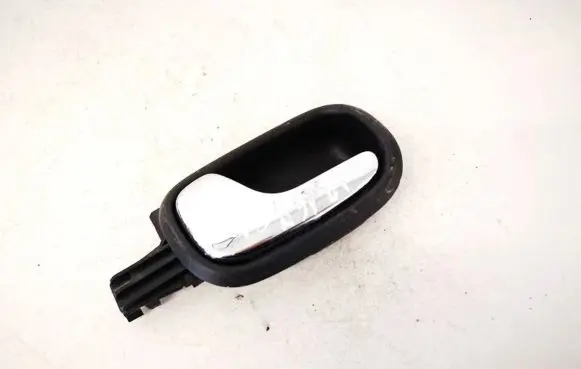 Audi A4 S4 B5 8D Rear door interior handle 8d0839019