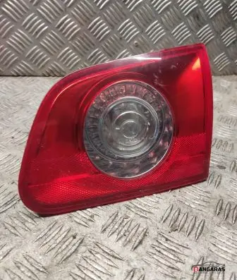Volkswagen PASSAT B6 Tailgate rear/tail lights