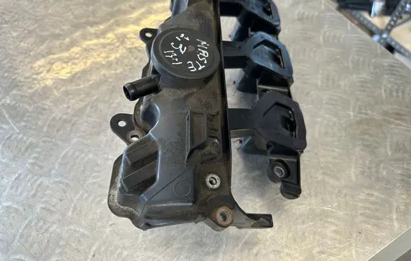 Renault Master III Intake manifold 8200924262