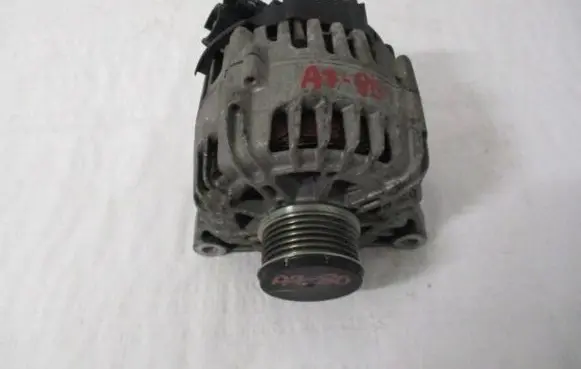 Peugeot 208 Generator/alternator 9818677980
