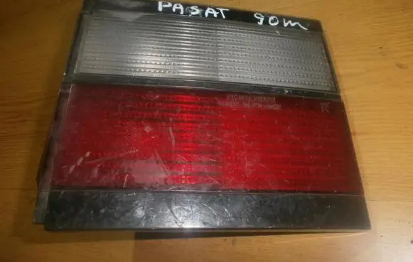 Volkswagen PASSAT B3 Tailgate rear/tail lights