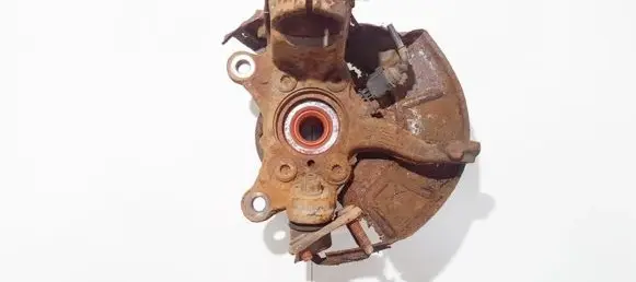 Volkswagen Touran I Front wheel hub