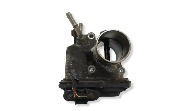 Toyota Yaris Throttle valve 261000N020