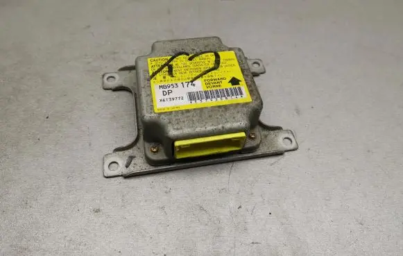 Mitsubishi Colt Airbag control unit/module MB953174