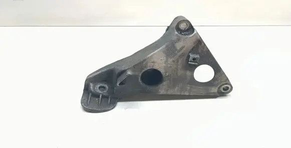 BMW 5 E60 E61 Engine mounting bracket 6777053 2211677053