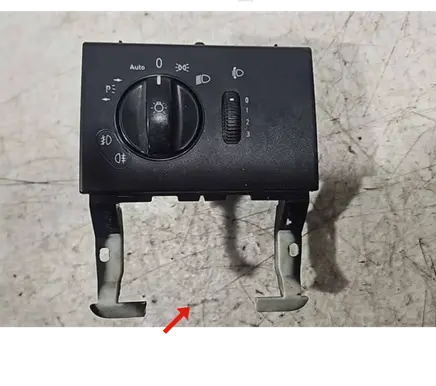 Mercedes-Benz Vito Viano W639 Light switch A6395450404 ZGS003