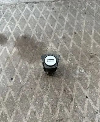 Audi A3 S3 8P Front door lock 8E1837063