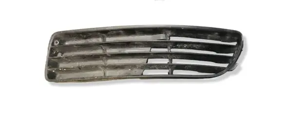 Audi A4 S4 B5 8D Front bumper lower grill 8D0807345