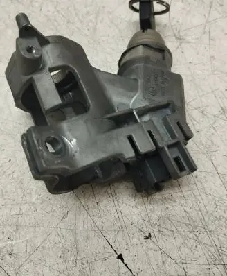 Volkswagen Polo III 6N 6N2 6NF Ignition lock 357905851F