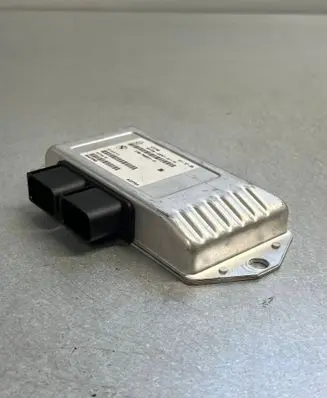BMW X5 E70 Transfer box differential control unit 27607605031