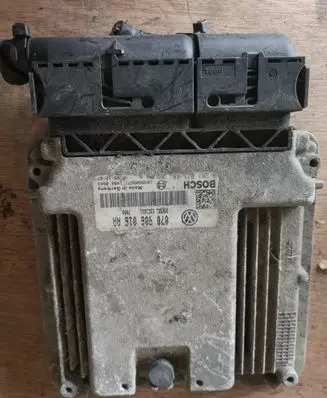 Volkswagen Touareg I Engine control unit/module 070906016AA