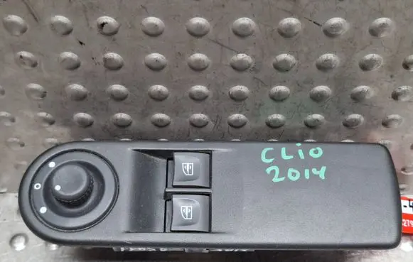 Renault Clio IV Quarter vent window switch S26279280 809611657R