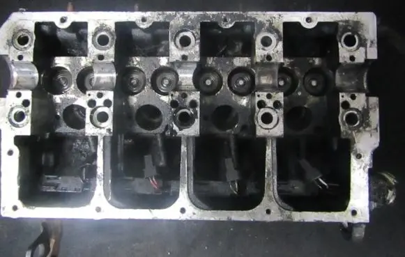 Volkswagen Golf IV Engine head 038103373r