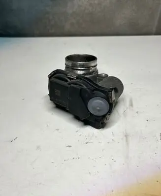 Opel Astra K Throttle valve 55496779AA
