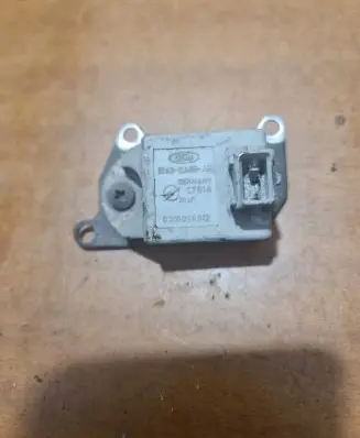 Ford Mondeo Mk III Ignition amplifier control unit 93AB12A019AB 0310025012 C7B1A