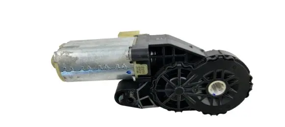 Ford Escape III Seat adjustment motor L0549476AA01