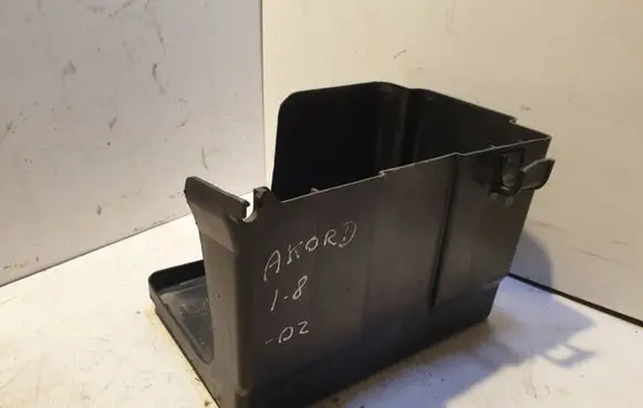 Battery box tray