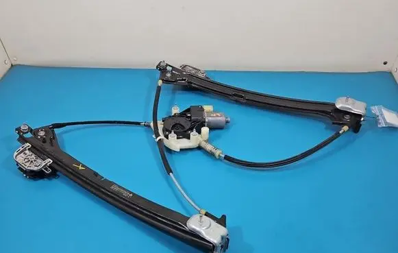 Maserati Quattroporte Front door window regulator with motor 6700098160 IMPRK1533137