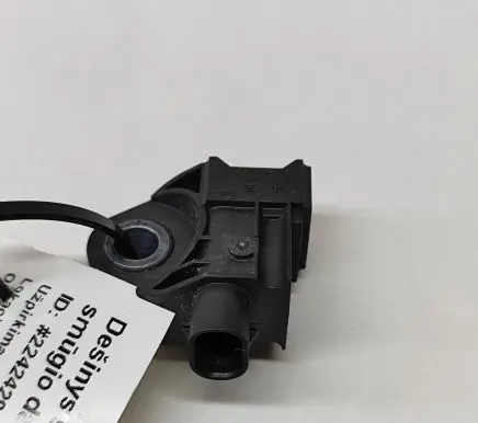 Porsche Cayenne (9Y0 9Y3) Airbag deployment crash/impact sensor 4N0959651D