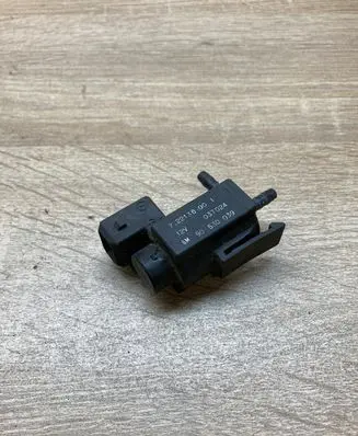 Opel Zafira A Vacuum valve 90530039 72213800