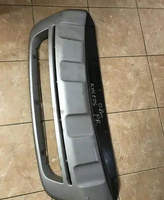 Renault Koleos I Front bumper lip 
