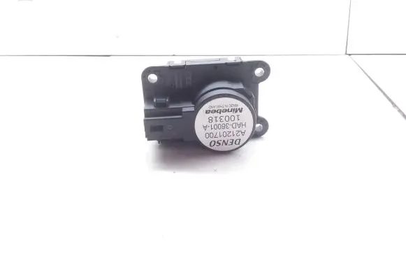 Renault Zoe Air flap motor/actuator A21201700 HAD36001A
